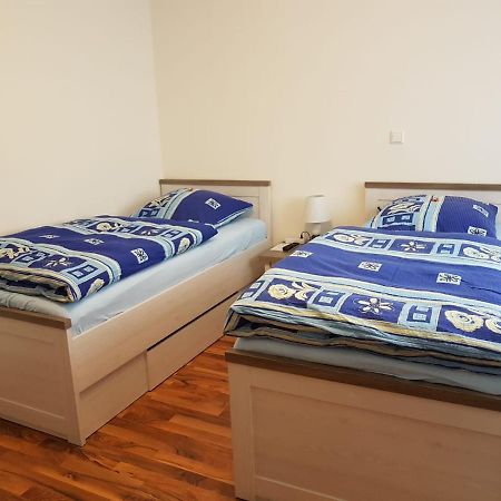 Ferienwohnung- Sarah Hahnstatten Esterno foto