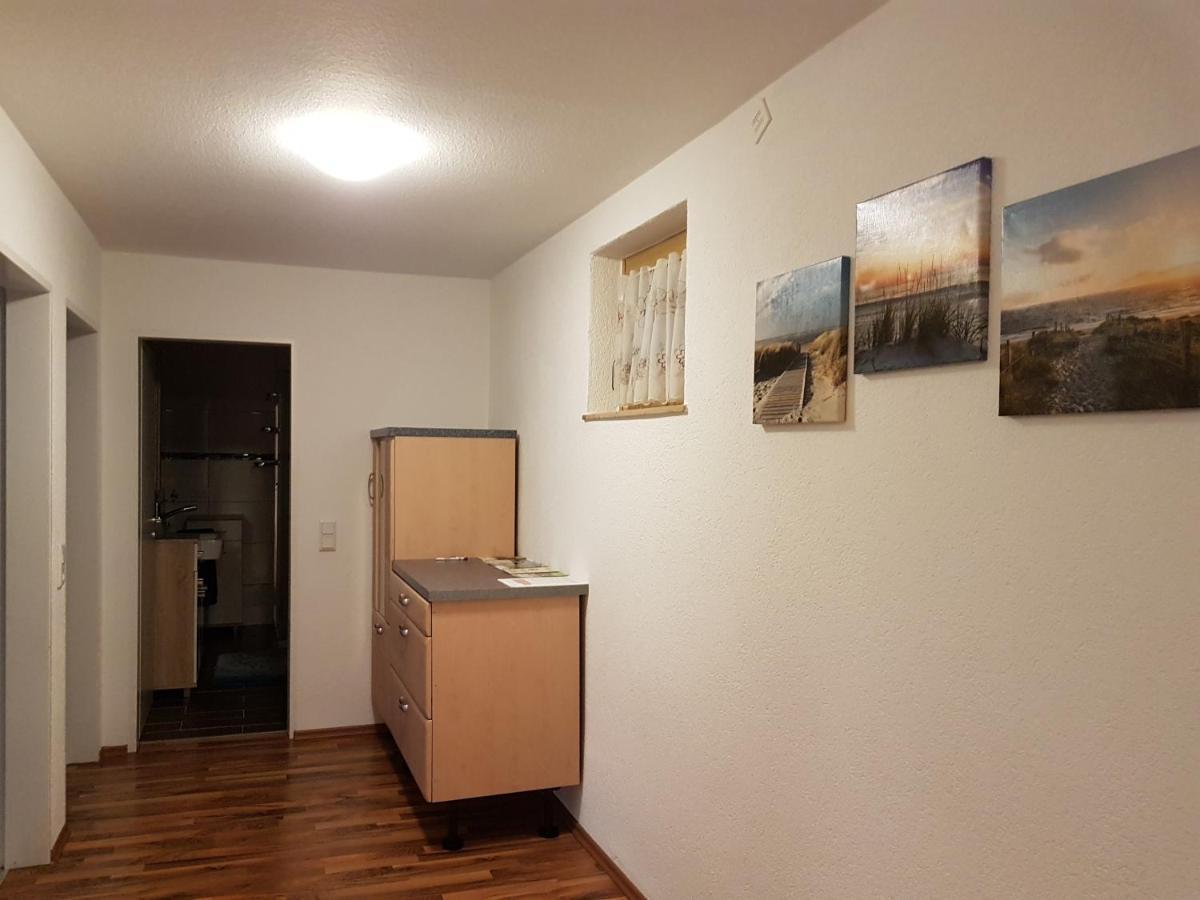 Ferienwohnung- Sarah Hahnstatten Esterno foto